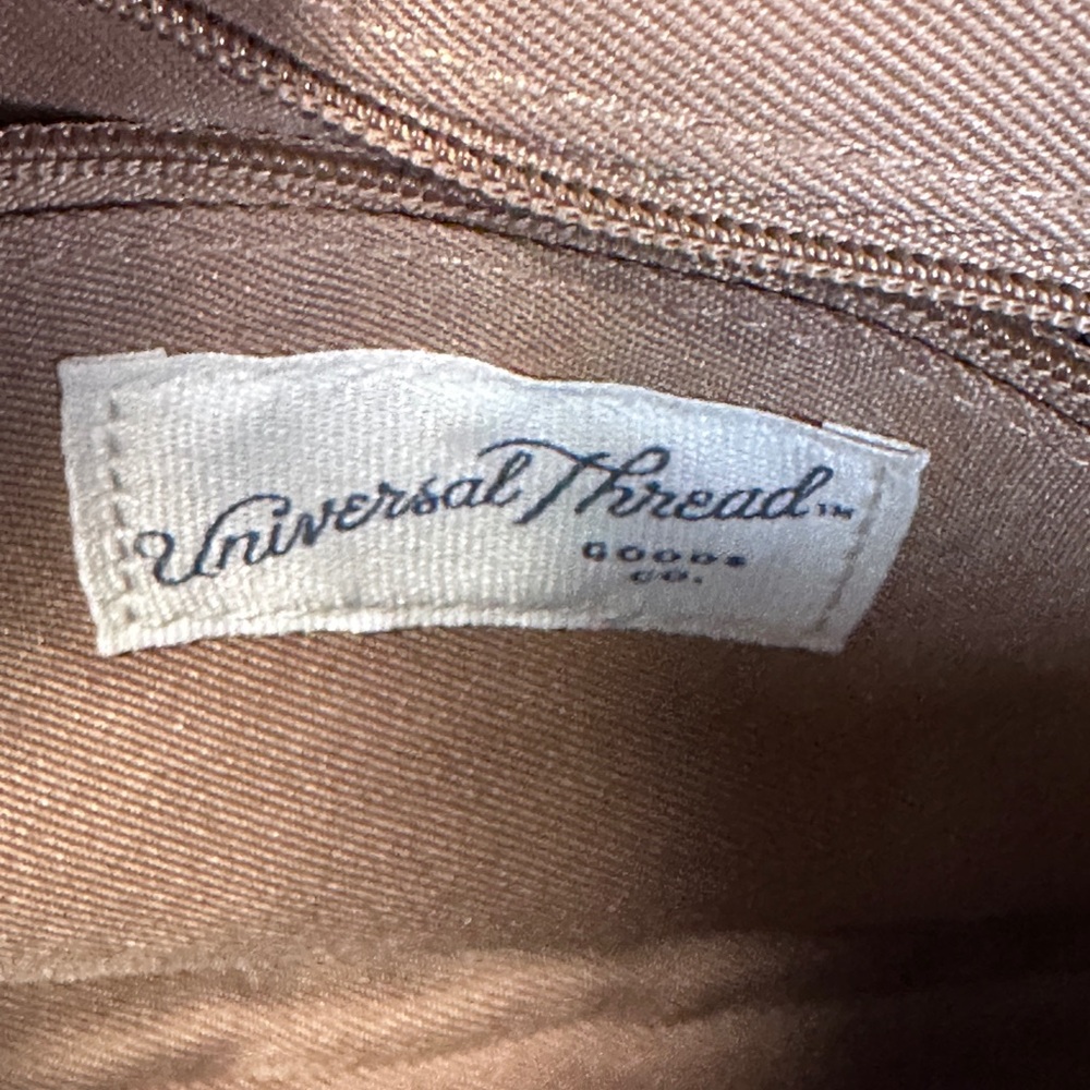 Universal Thread Crossbody Bag - Picture 7 of 9